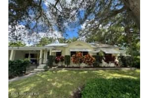 2006 Nevarra Avenue, Vero Beach