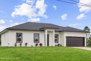 2886 Grant Avenue Se, Palm Bay