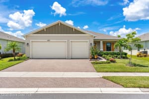 1233 Great Belt Circle, Melbourne