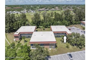 47 Woodland Drive 201, Vero Beach