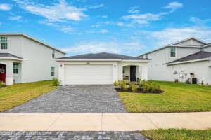 661 Papillon Street Sw, Palm Bay