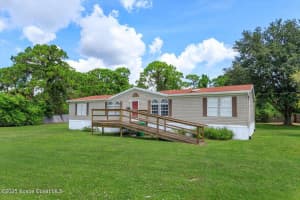 616 Camp Road, Cocoa