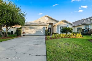 8000 Daventry Drive, Melbourne