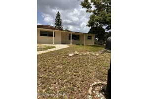 2542 Leewood Boulevard, Melbourne