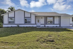 1099 Dusseldorf Avenue Nw, Palm Bay