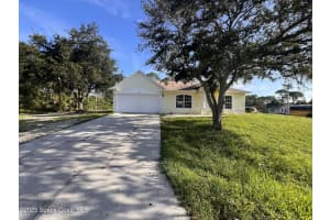 207 Gates Street Sw, Palm Bay