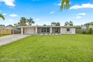 138 W Pasco Lane, Cocoa Beach