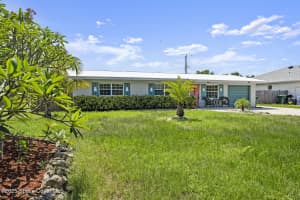 2005 Plumosa Way, Indialantic