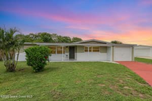 2746 Lorna Circle, Melbourne