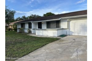 1253 Drill Avenue Ne, Palm Bay