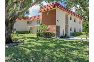 47 Woodland Drive, 201, Vero Beach