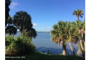 225 S Tropical Trail 423, Merritt Island