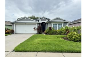 210 Wickham Lakes Drive, Melbourne