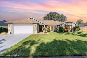 2752 Kingdom Avenue, Melbourne