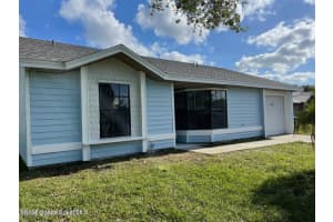 324 Emerson Drive Nw, Palm Bay