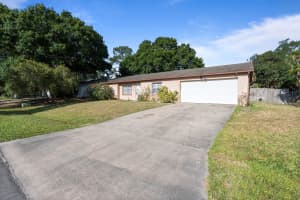 1352 Tilberg Avenue Nw, Palm Bay