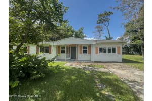 728 Lund Court, Melbourne
