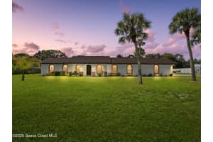 5215 Pina Vista Drive, Melbourne