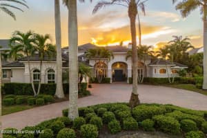 327 Lansing Island Drive, Indian Harbour Beach 327 Lansing Island Drive, Indian Harbour Beach