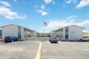 215 Circle Drive 8, Cape Canaveral