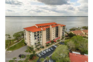 3220 River Villa Way 121, Melbourne Beach