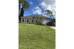 930 Se Sable Circle Se, Palm Bay