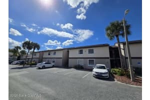 1052 Mollie Lane, Melbourne 1052 Mollie Lane, Melbourne