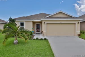 7437 Monterey Court, Melbourne