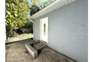 415 S Robbins Avenue, B, Titusville 415 S Robbins Avenue, B, Titusville