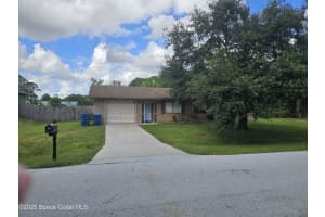 1367 Waffle Street Se, Palm Bay