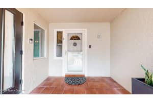 101 La Costa Street 6b, Melbourne