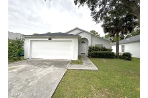 670 Benton Drive, Melbourne