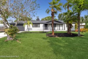 1527 Meadowbrook Road Ne, Palm Bay