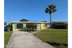 2448 Delaware Drive, Melbourne