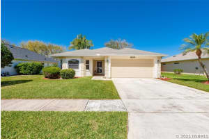 2548 Nilgiri Street Nw, Palm Bay