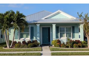 608 Lorelei Avenue, Melbourne