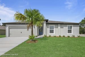 2892 Grant Avenue Se, Palm Bay