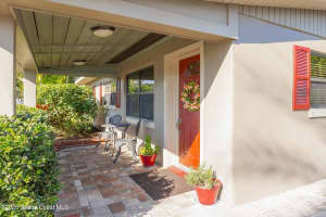 2266 Post Road, Melbourne