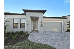 3055 Dampier Drive, Melbourne