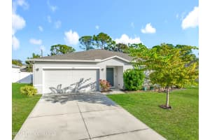 363 Eckert Street Se, Palm Bay