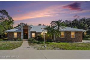 2956 Long Lake Drive, Titusville