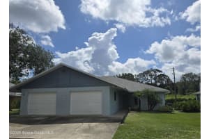 3745 Canberra Court, Titusville