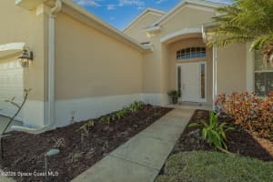 5334 Creekwood Drive, Melbourne