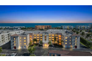 121 Lancha Circle 207, Satellite Beach