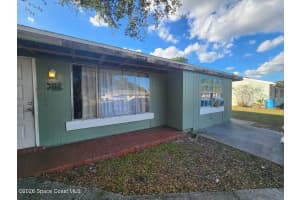 1066 Galty Circle Ne, Palm Bay