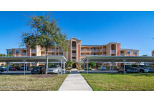 6838 Toland Drive 104, Melbourne