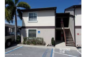 1032 Ellen Court, Melbourne