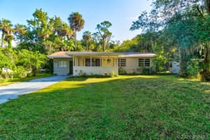 2574 Demaret Drive 313b, Titusville