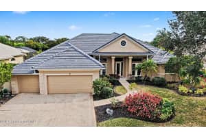 935 Chatsworth Drive, Melbourne 935 Chatsworth Drive, Melbourne