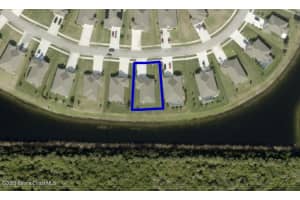 8352 Laguna Circle, Micco